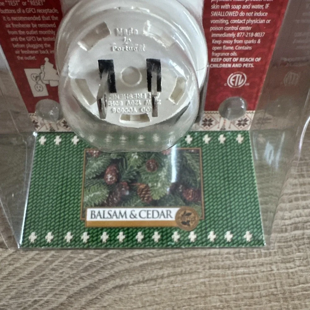 Yankee Candle Plug In Balsam And Cedar Christmas Electric Home‎ Fragrance
